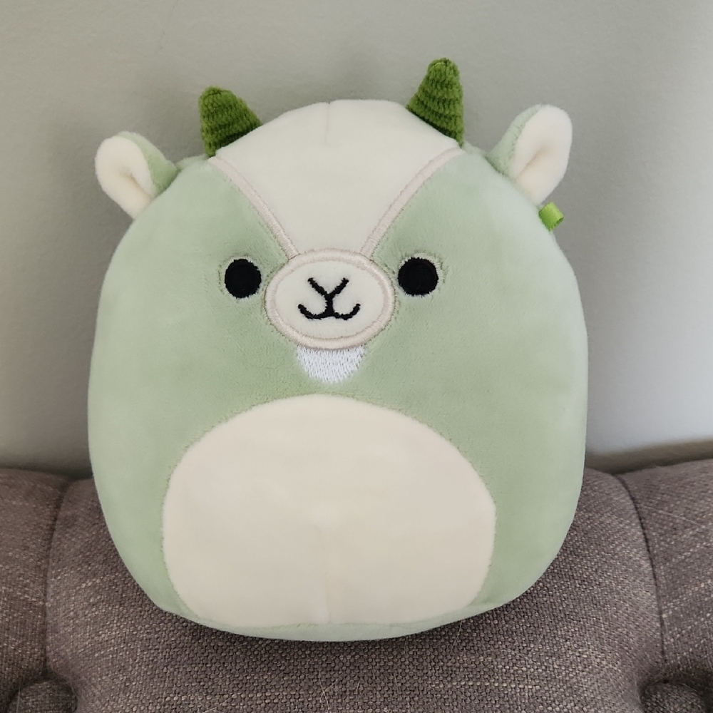 Squishmallows Palmer the Mint Green Goat, 6"